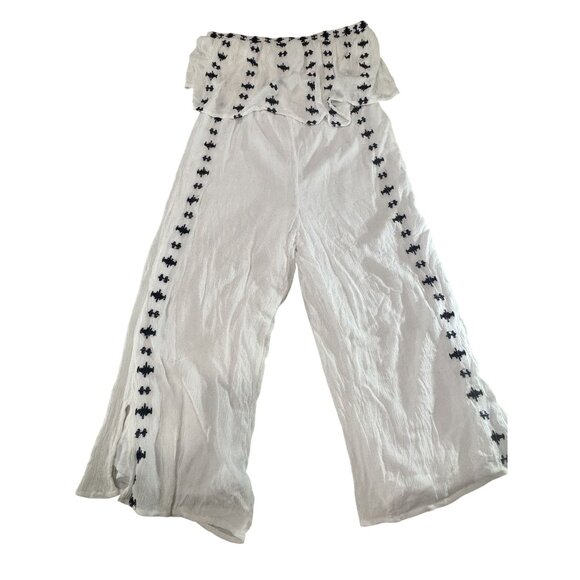 Sincerely Jules White Off-The-Shoulder Embroidered Jumpsuit Size L 100% Viscose - Picture 1 of 7